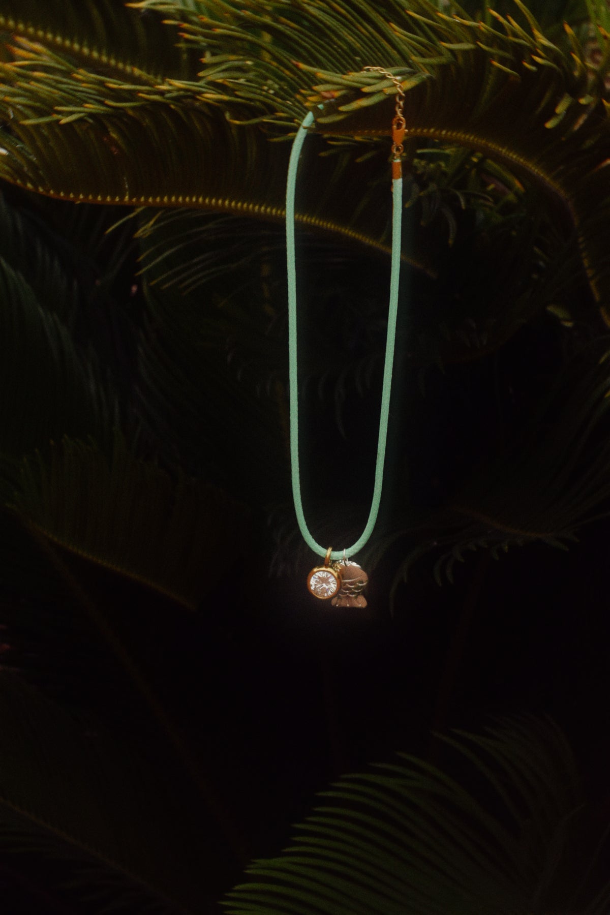 Hollis Bezel Drop