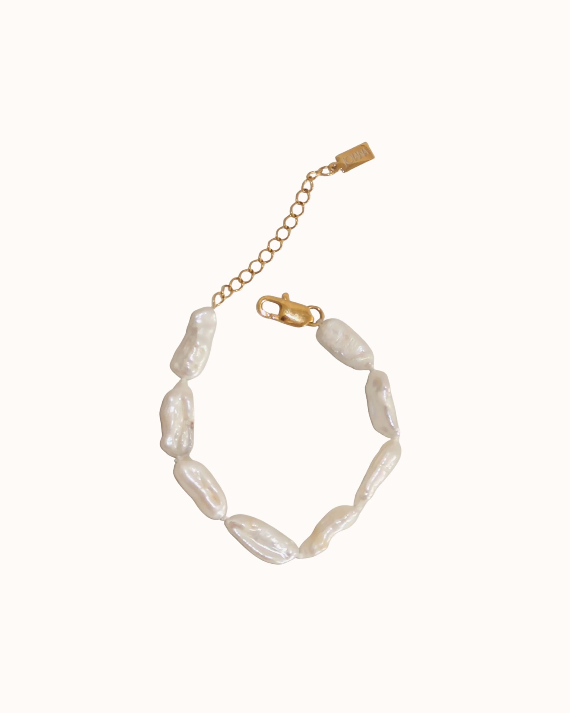 Biwa Pearl Bracelet