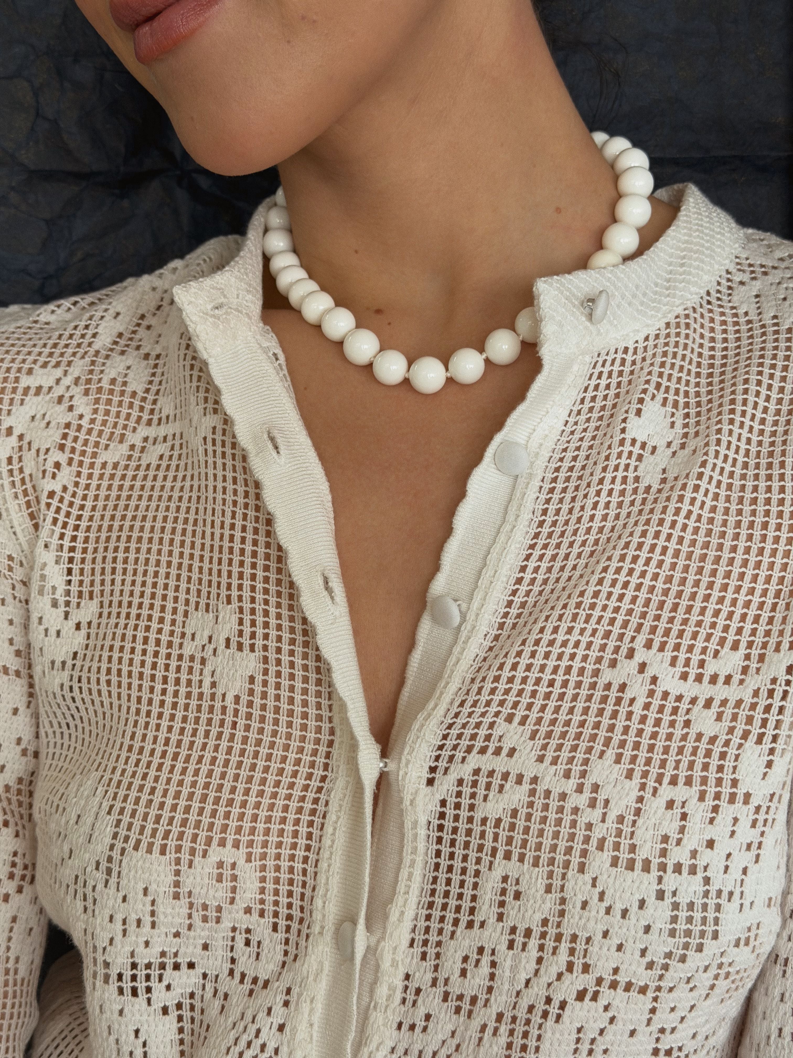 Mello Stone Necklace- Milky