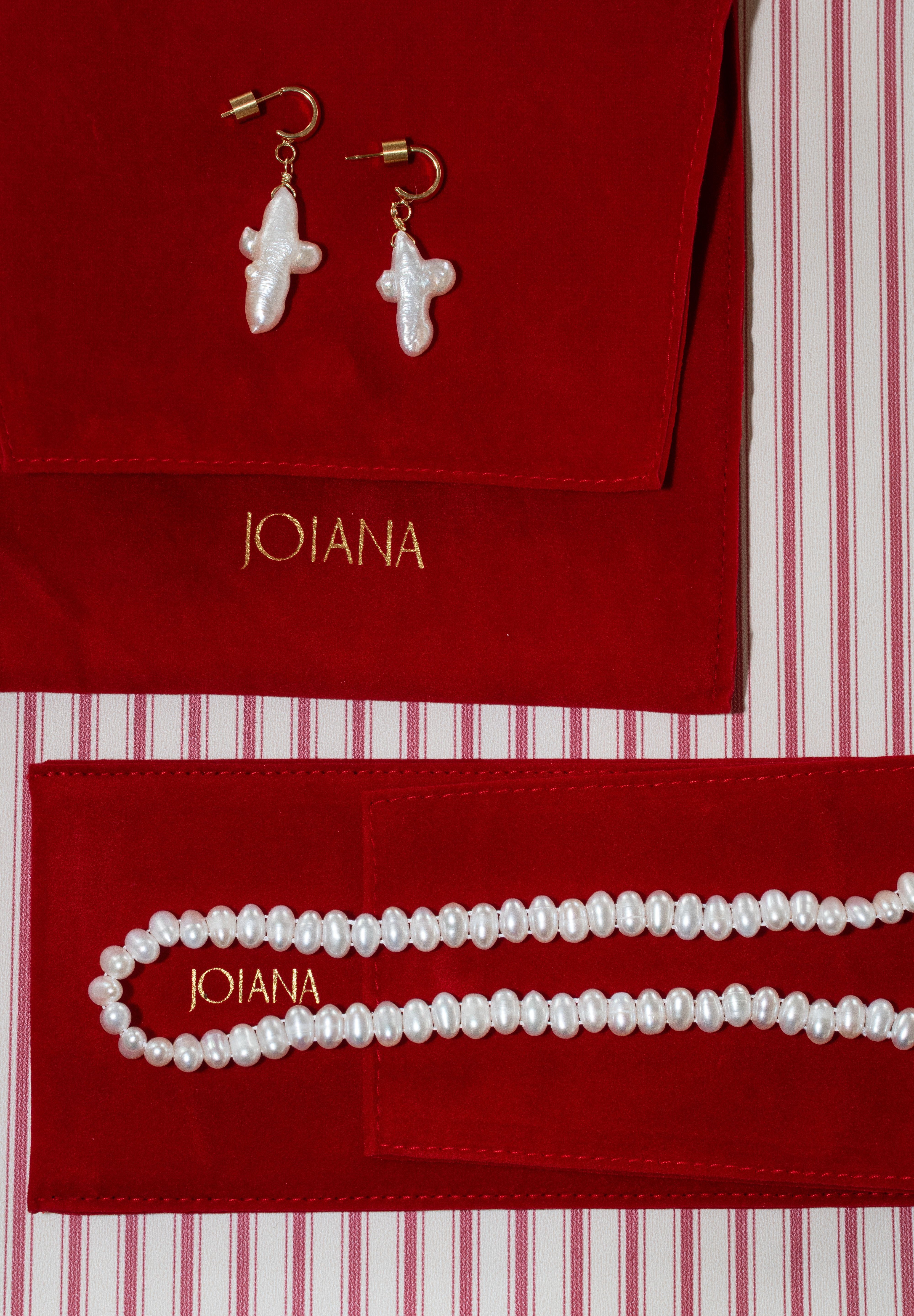 Pebble Pearl Necklace